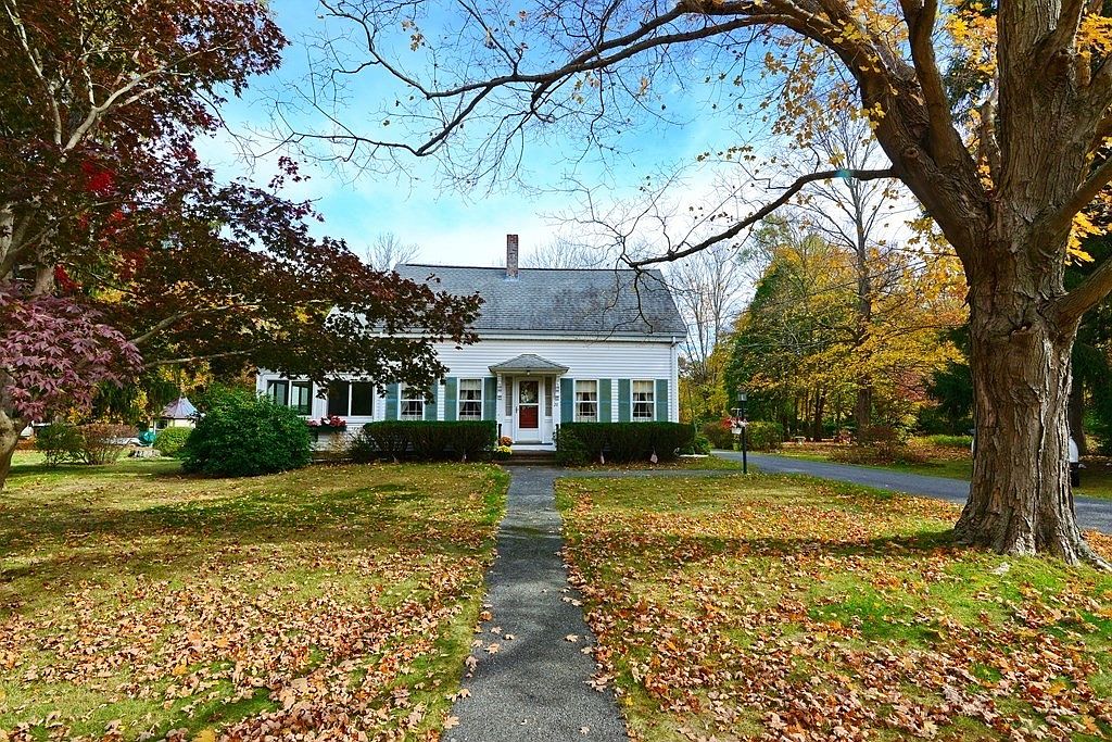 20 Pleasant St, Middleboro, MA 02346 Zillow