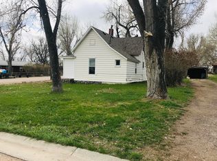 1033 Water St, Clearmont, WY 82835