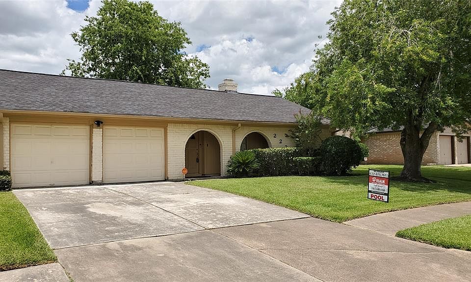 1st image of 2238 Quail Valley East Dr