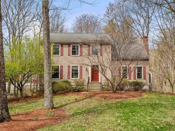 34 Gervaise Drive, Derry, NH 03038