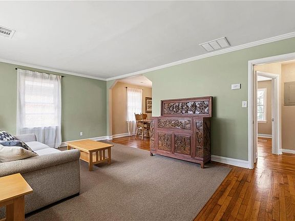 3rd image of 227 Chappell Rd NW