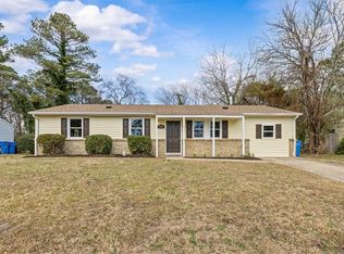 3108 Aaron Dr, Chesapeake, VA 23323