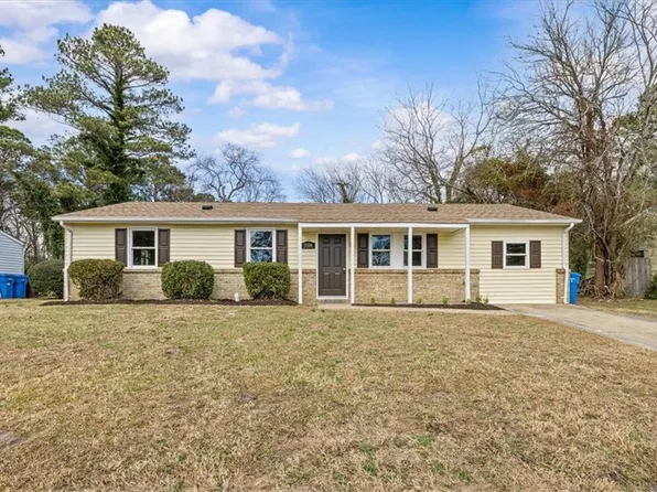 3108 Aaron Dr, Chesapeake, VA 23323
