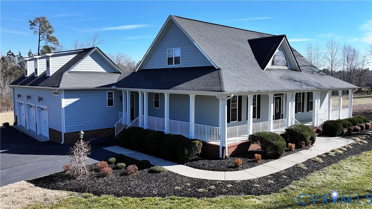 Building Photo - 12900 River Rd