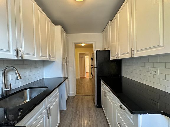 2nd image of 4915 Skillman Ave APT 1K