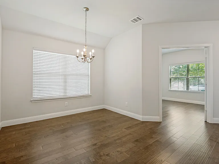4541 Conrad Ave — Photo 12