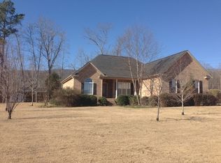 704 Lillian Ln, Anniston, AL 36207