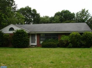 1879 Pennington Rd, Ewing, NJ 08618