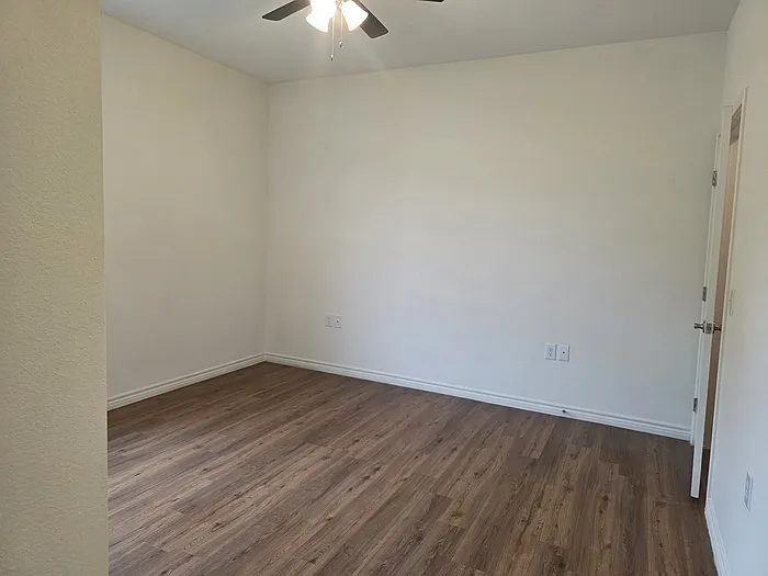 6102 White Oak Dr — Photo 14