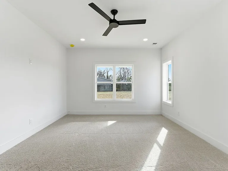 1029 Scenic View Ct — Photo 11