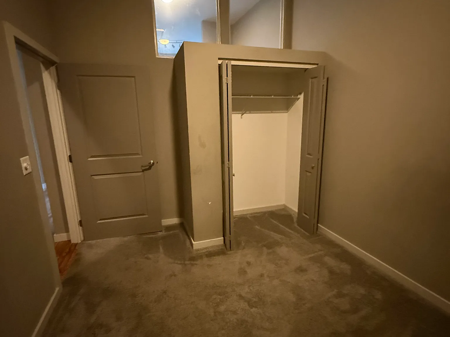 2 bed, 1400 sqft, $1,400 — Photo 3