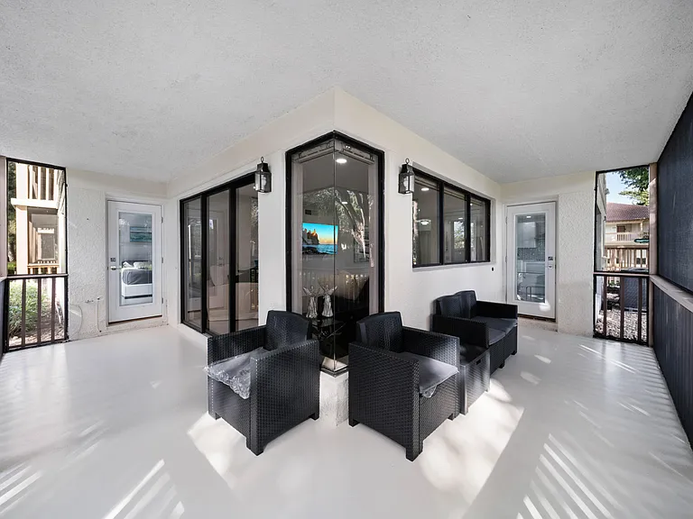 505 Brackenwood Pl — Photo 17