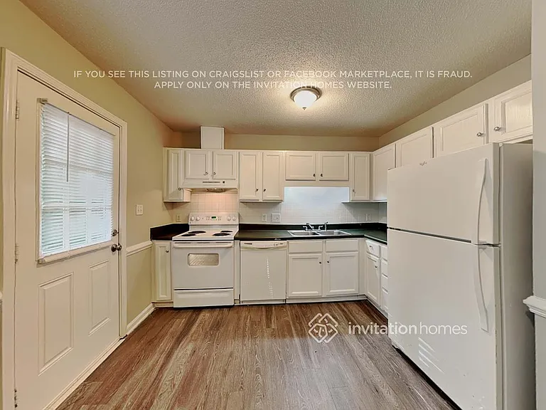 1057 Spawn Pl — Photo 7