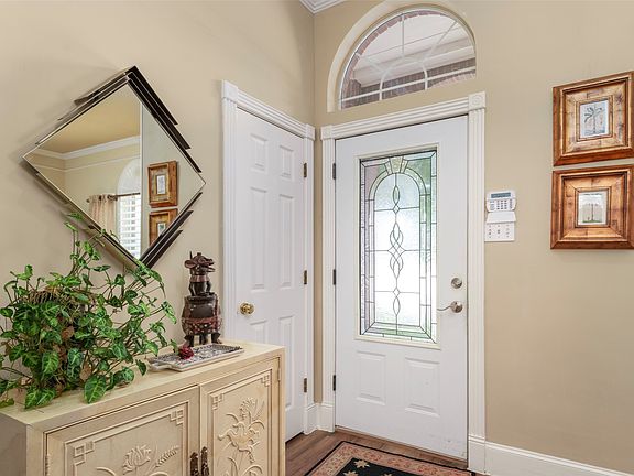 5th image of 6703 Landover Hills Ln