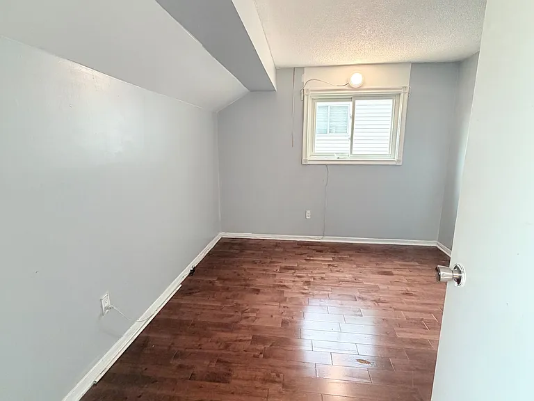 41 Broadbridge Dr #MAIN AND UPPER — Photo 21