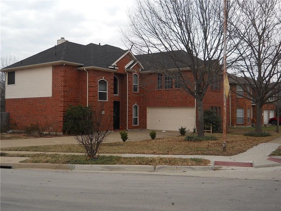 1st image of 2301 Wilmette Dr