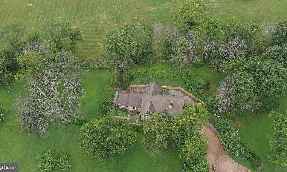 13895 Crest Hill Rd Flint Hill, VA, 22627 Apartments for Rent Zillow