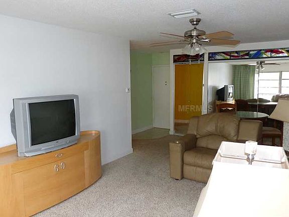 4th image of 2700 Bayshore Blvd APT 2209