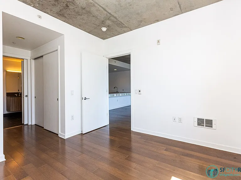45 Bartlett St #413 — Photo 11