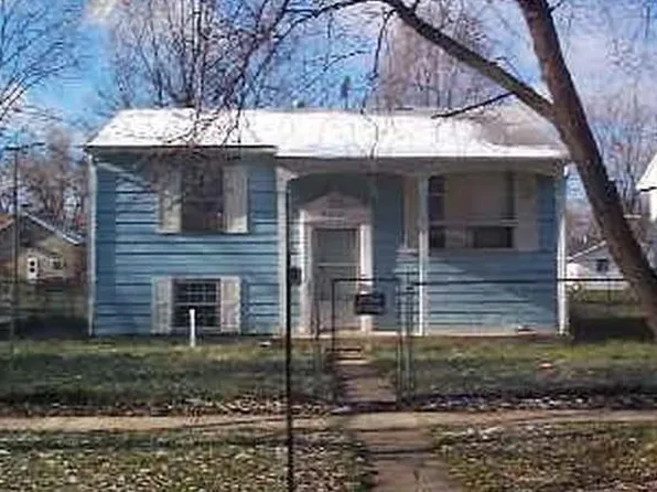 525 N Illinois Ave, Kankakee, IL 60901
