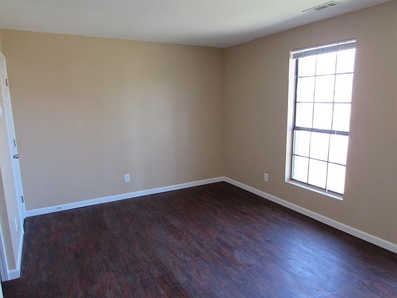 Spacious and Bright Living Room