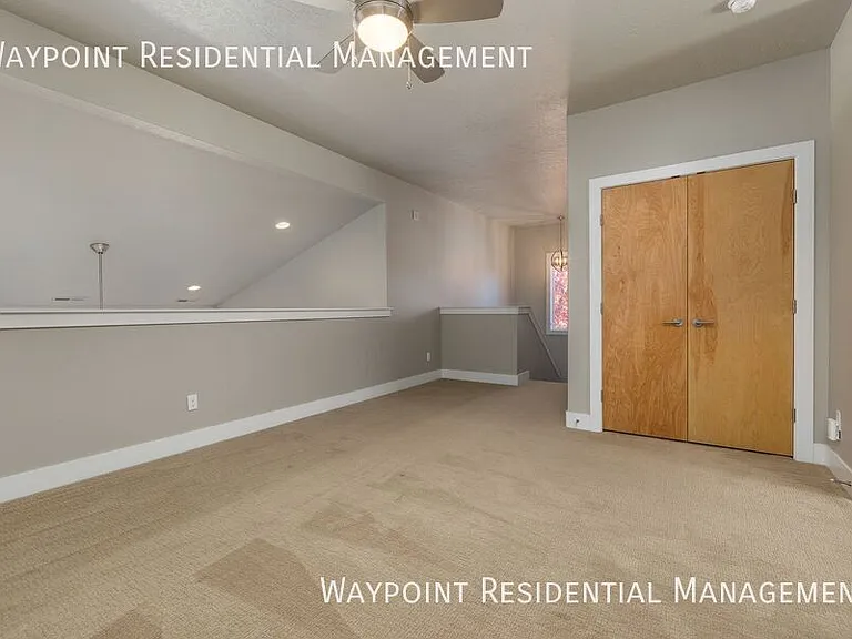 1415 E Lone Creek Dr — Photo 31