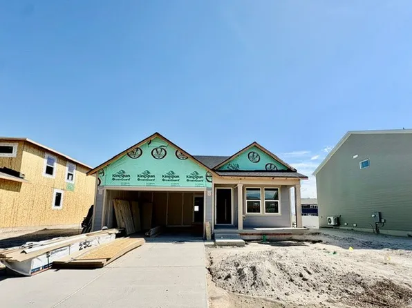 2142 E Swallow Dr #4047, Eagle Mountain, UT 84005