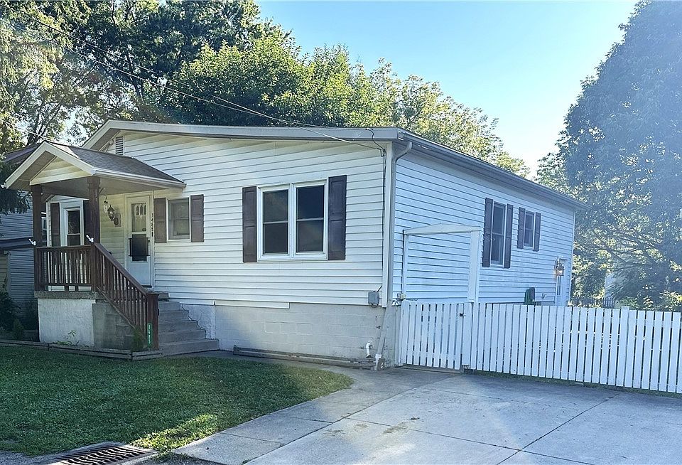 1st image of 1485 3rd St