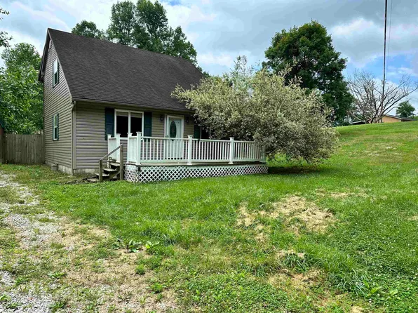 9561 State Route 207, Argillite, KY 41121