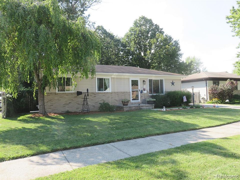 1st image of 35741 Willis Ct