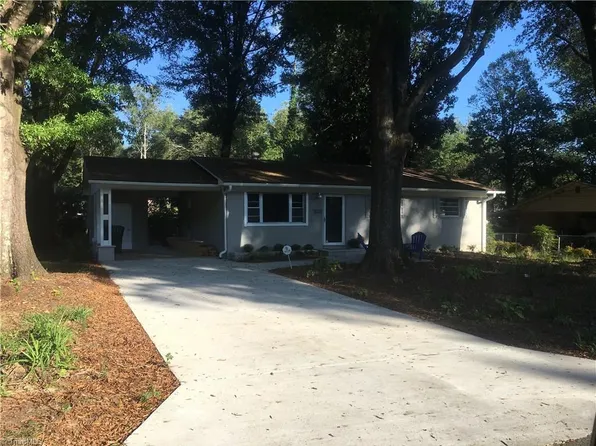 1820 Aimes Ave, Mount Airy, NC 27030