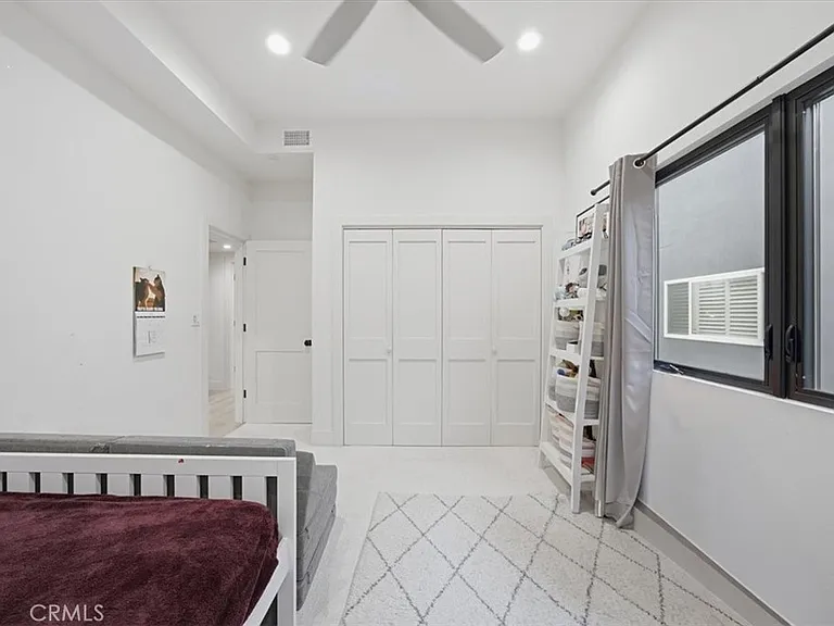 1506 Wollacott St — Photo 22