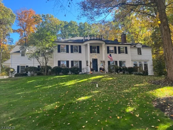 33 Hunter Dr, Harding Twp., NJ 07976
