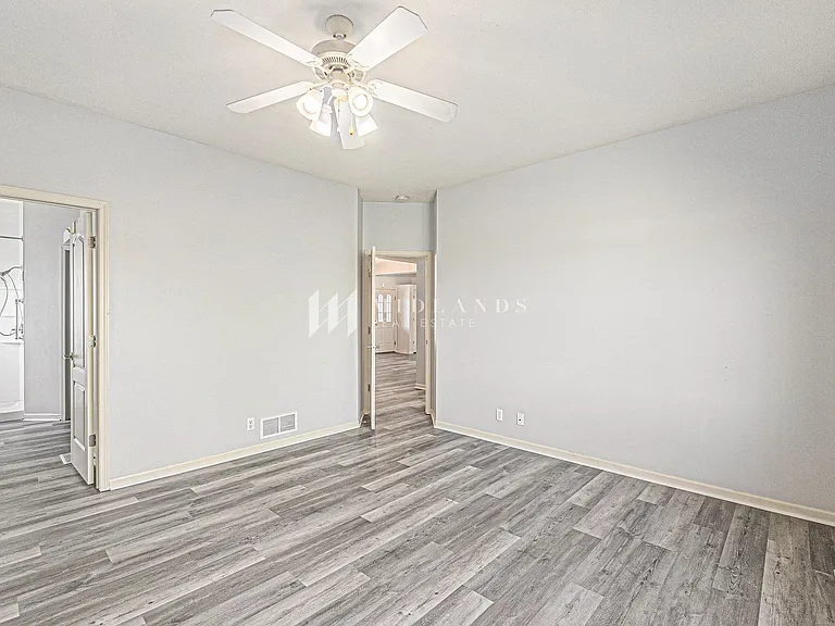 6738 S 188th Ave — Photo 7