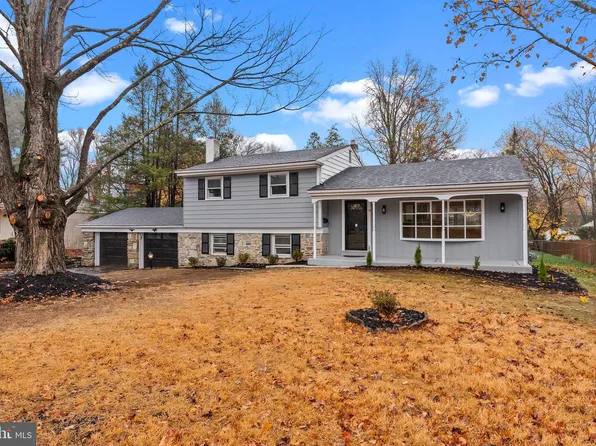 9 Olivia Dr, Yardley, PA 19067