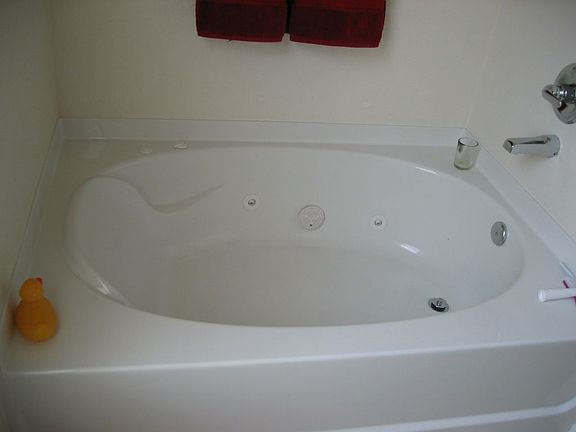 Jacuzzi tub in the master suite.