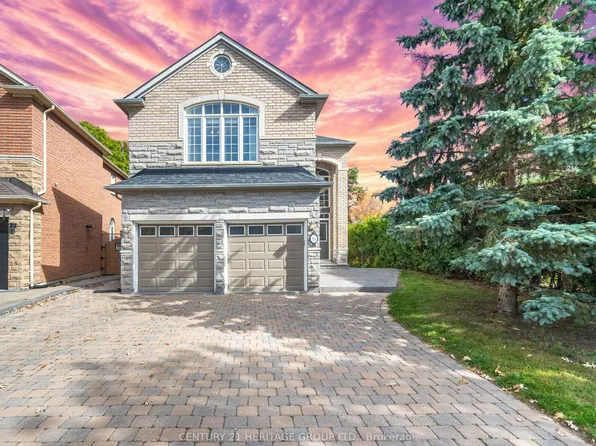 6 Vitlor Dr, Richmond Hill, ON L4E 3W3