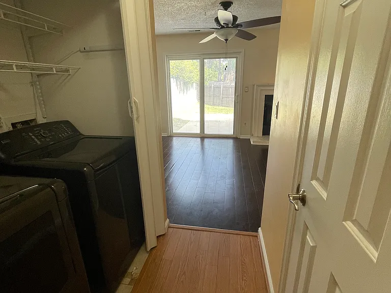 9 Warwick Cir — Photo 4