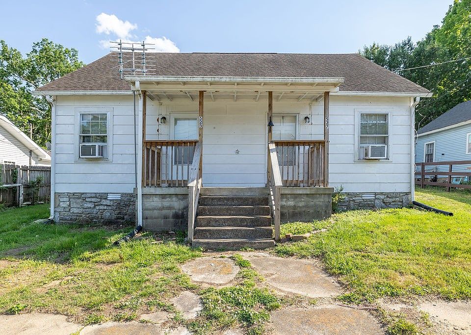 1st image of 525 Maple St