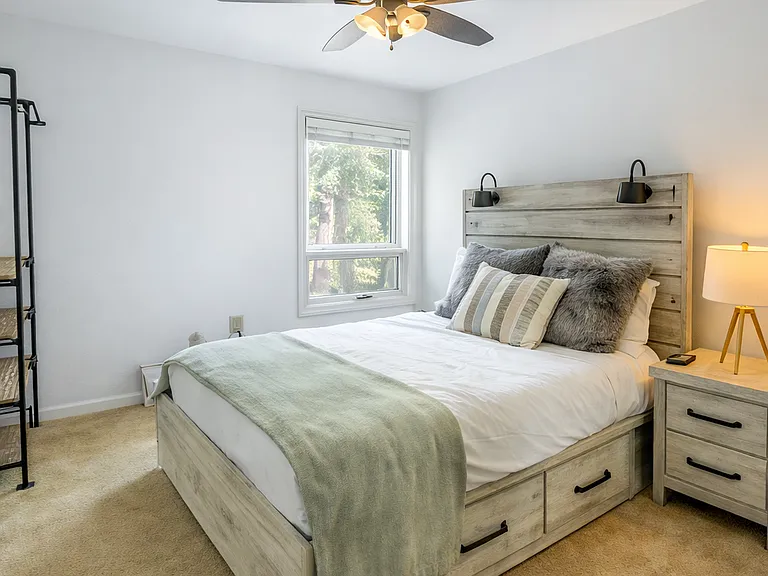 907 Red Sandstone Rd #9C — Photo 3