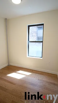 Rented by Link NY Realty | media 15