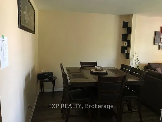 46 Autumn Blvd — Photo 13