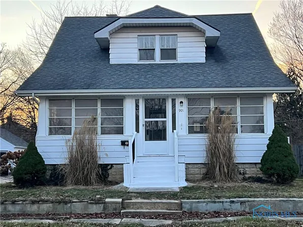 901 Walnut St, Fostoria, OH 44830