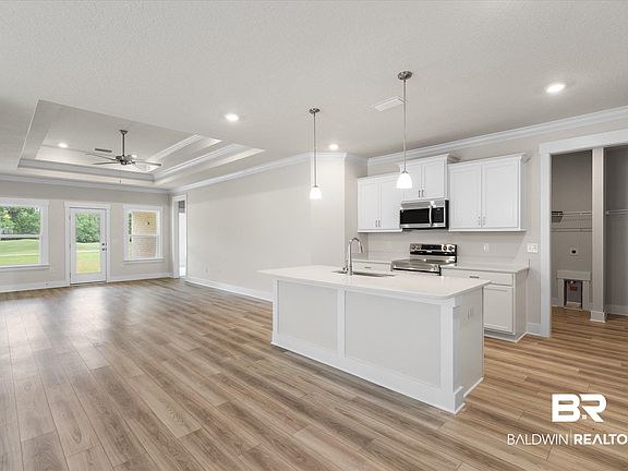 3rd image of 23444 Aberdeen Ct