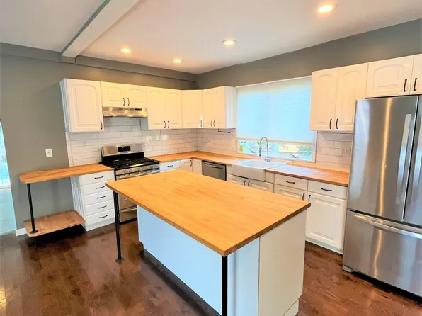 49 Pond St #A, South Weymouth, MA 02190