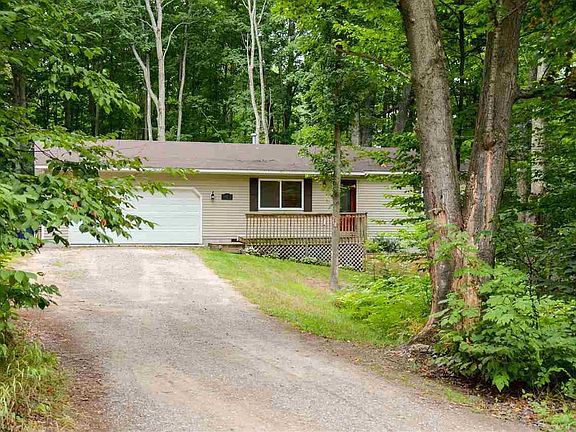 4th image of 19073 Birch View Trl