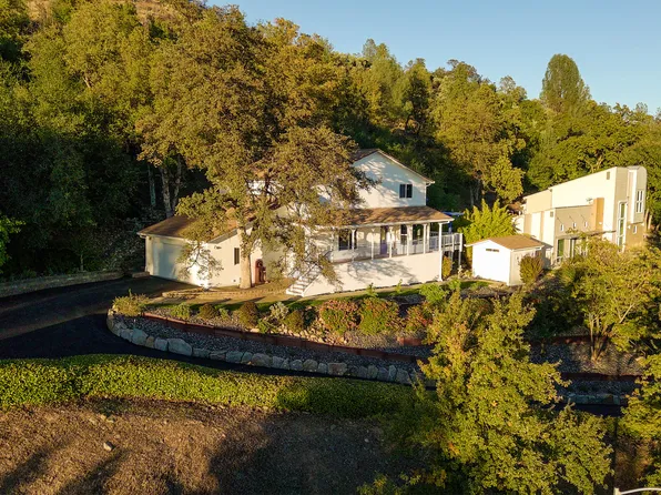 2520 Snow Ln, Redding, CA 96003