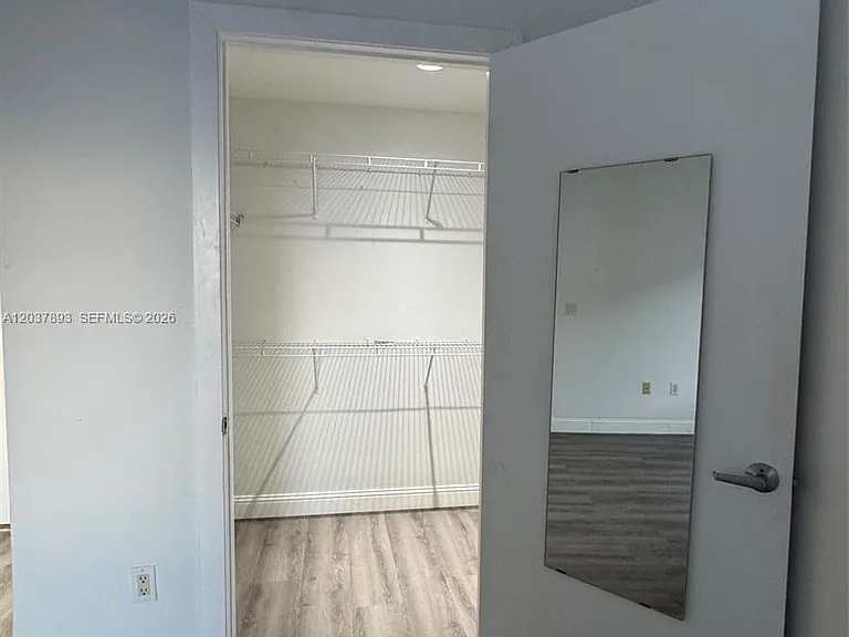 1060 Brickell Ave #4115 — Photo 11