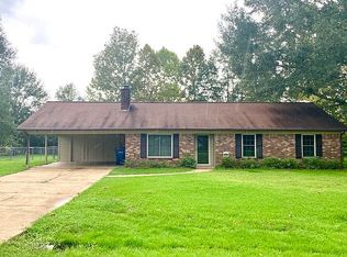5499 Locust St, Meridian, MS 39307