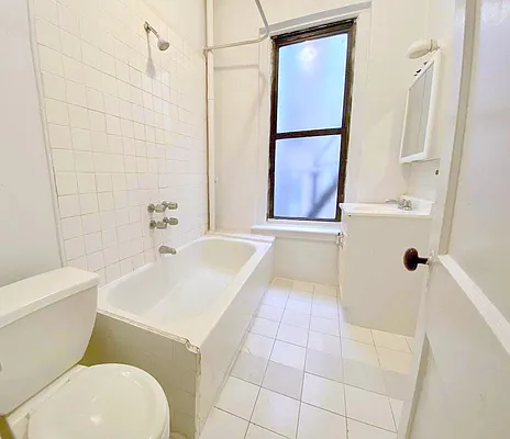 Rented by Manhattan Spaces | media 5